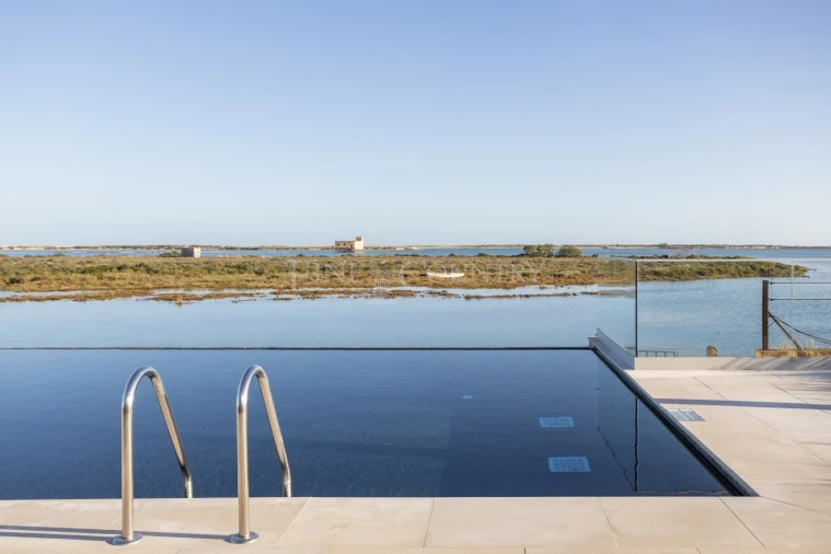 Apartamento T2 para Venda em Olhão Foto 30