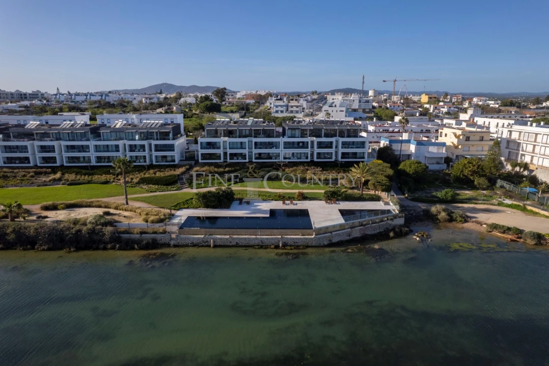 Apartamento T2 para Venda em Olhão Foto 1