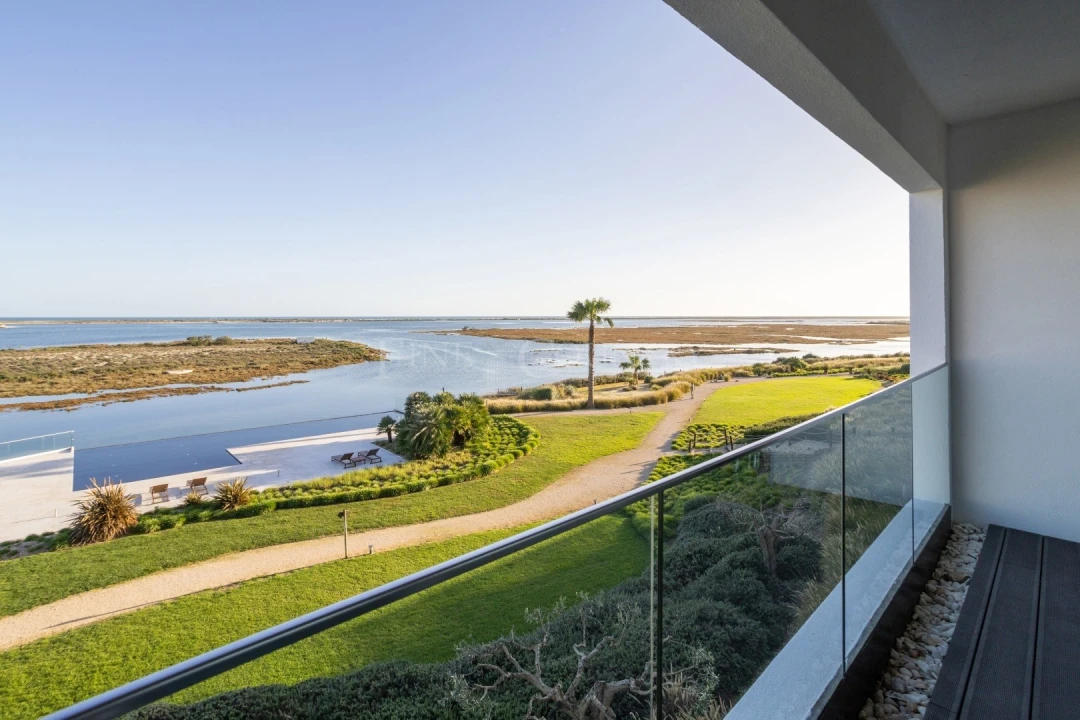 Apartamento T2 para Venda em Olhão Foto 10