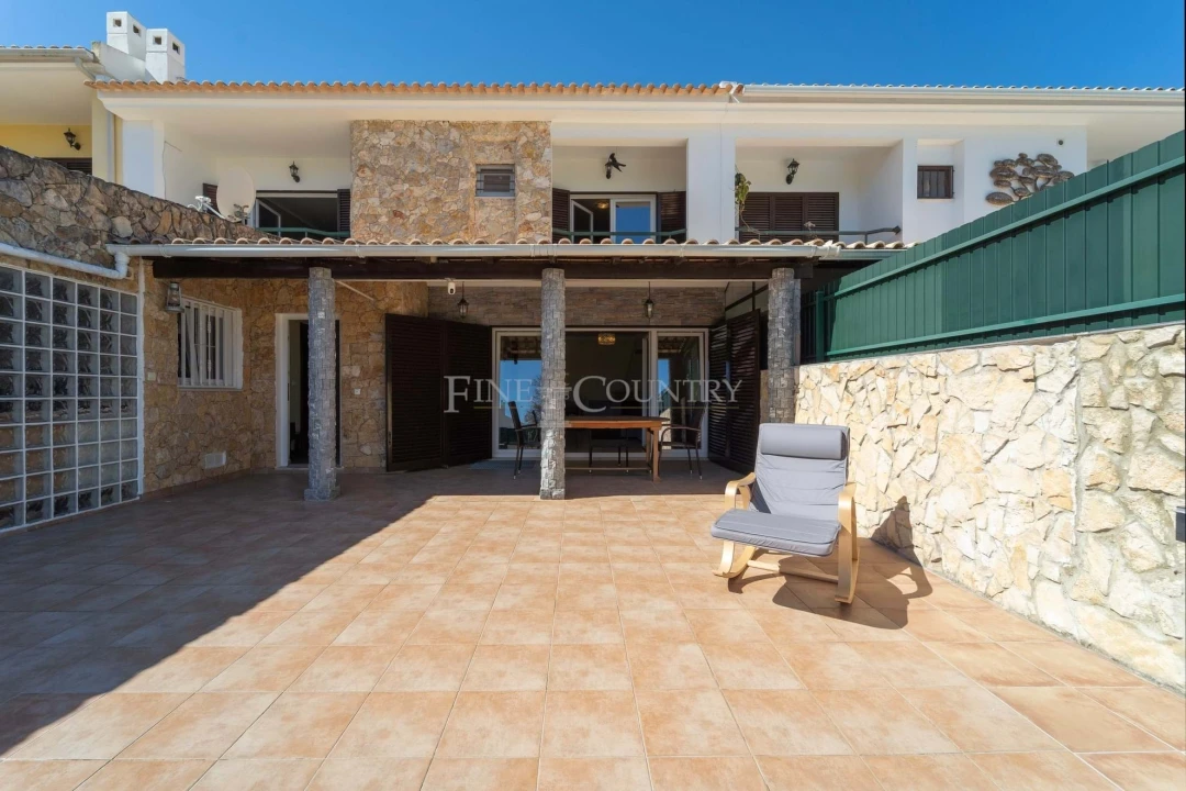 Moradia T4 para Venda em Albufeira e Olhos de Água Foto 28