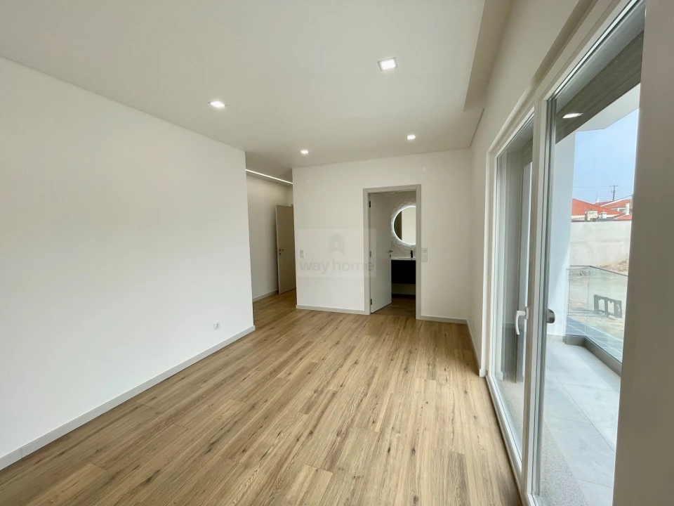 Apartamento T3 para Venda em Lourinhã e Atalaia Foto 12