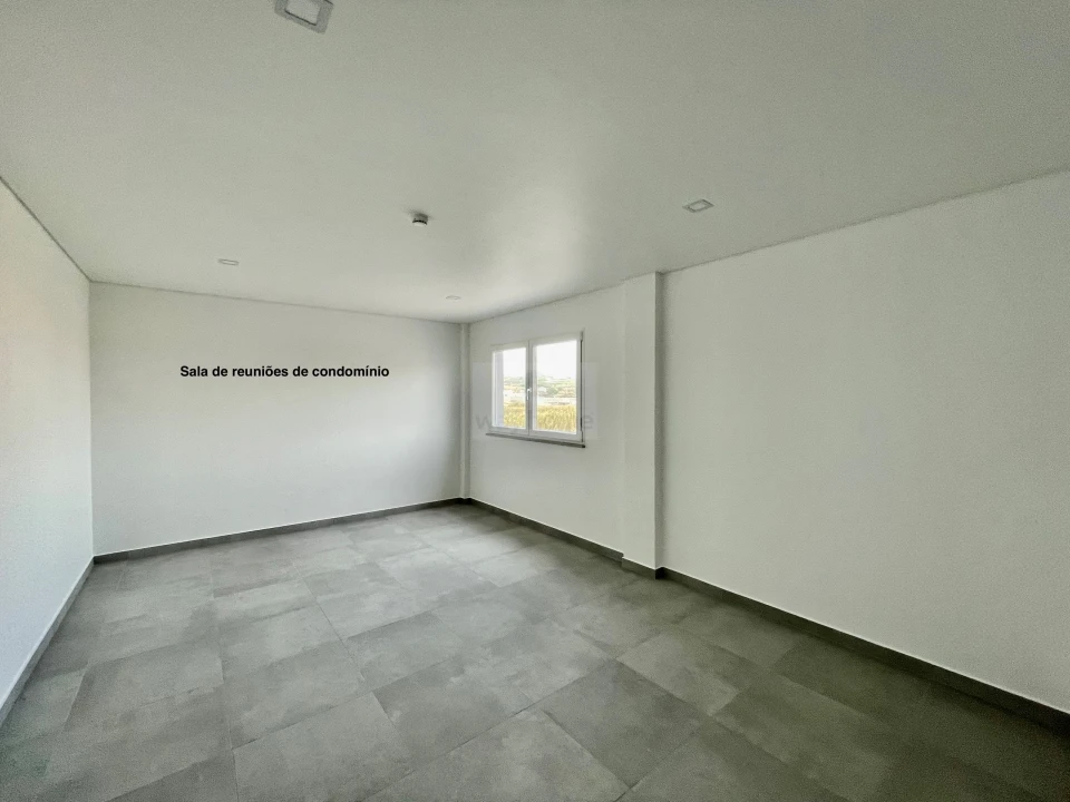 Apartamento T3 para Venda em Lourinhã e Atalaia Foto 26