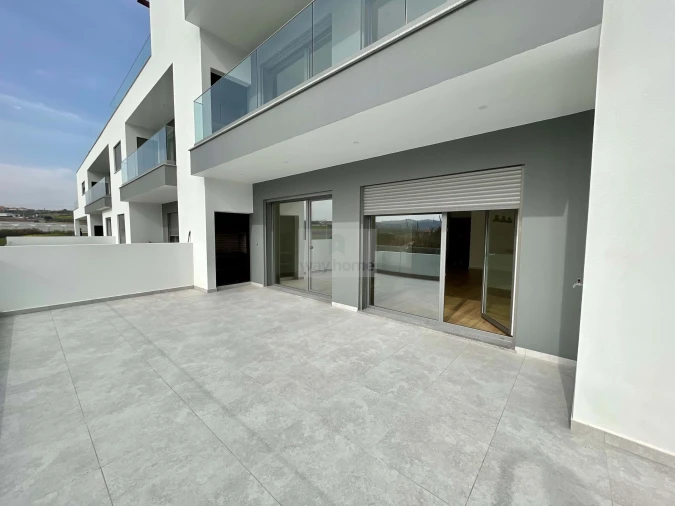 Apartamento T3 para Venda em Lourinhã e Atalaia Foto 2