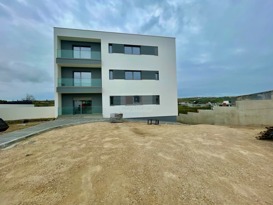 Apartamento T3 para Venda em Lourinhã e Atalaia Foto 27