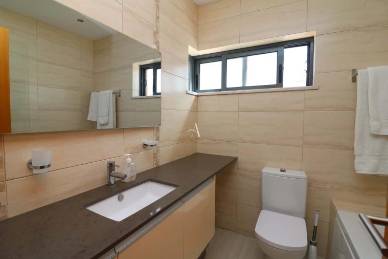 Moradia T3 para Venda em São Brás de Alportel Foto 13