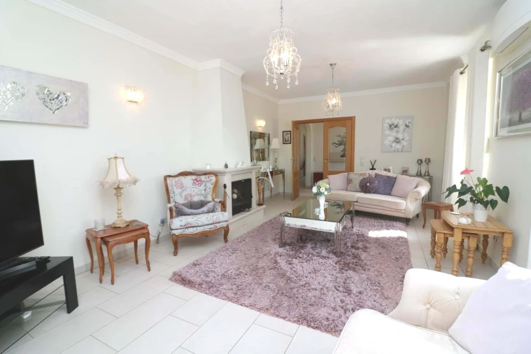 Moradia T3 para Venda em São Brás de Alportel Foto 4