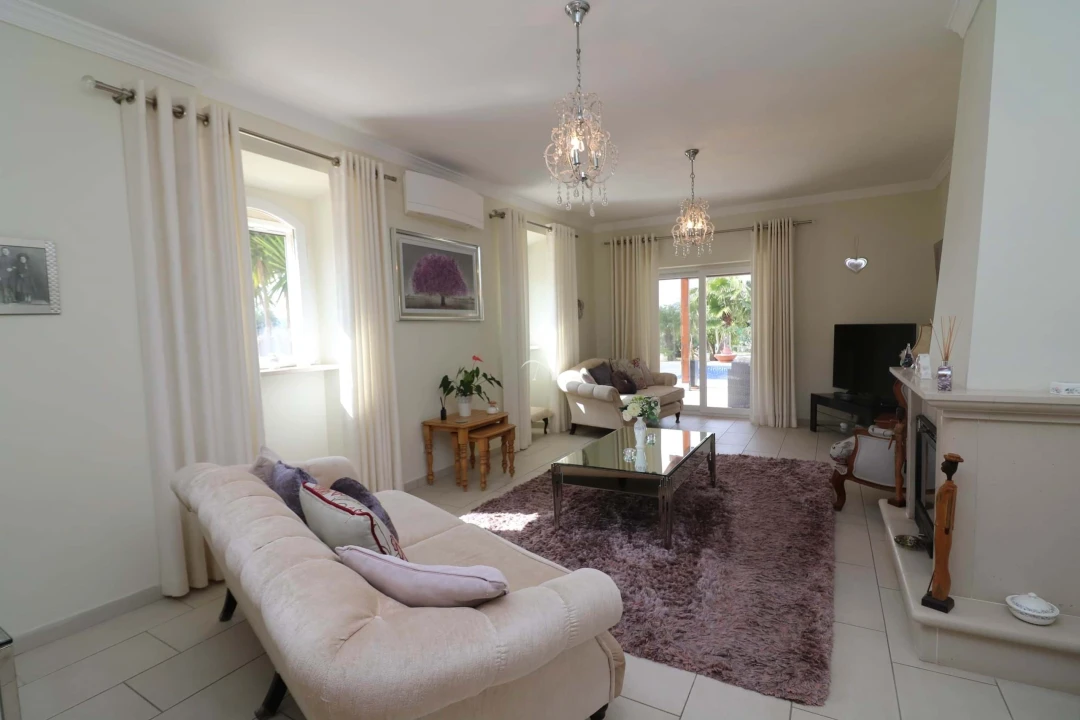 Moradia T3 para Venda em São Brás de Alportel Foto 9