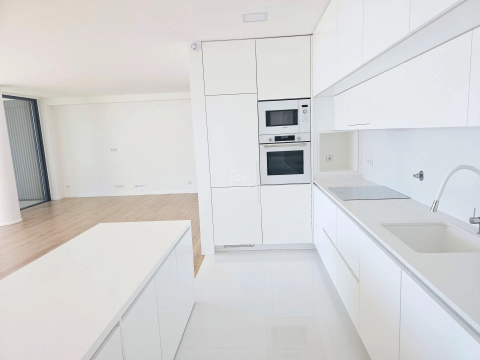 Apartamento T2 para Venda em Olhão Foto 9