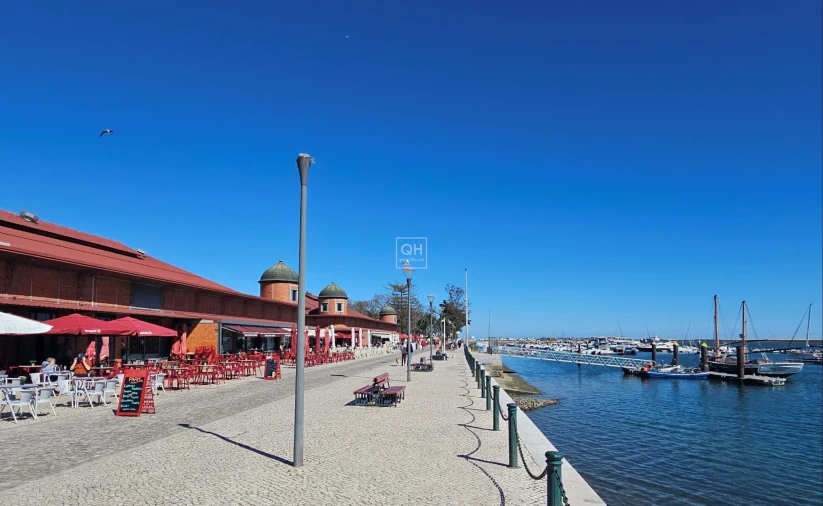 Apartamento T2 para Venda em Olhão Foto 29