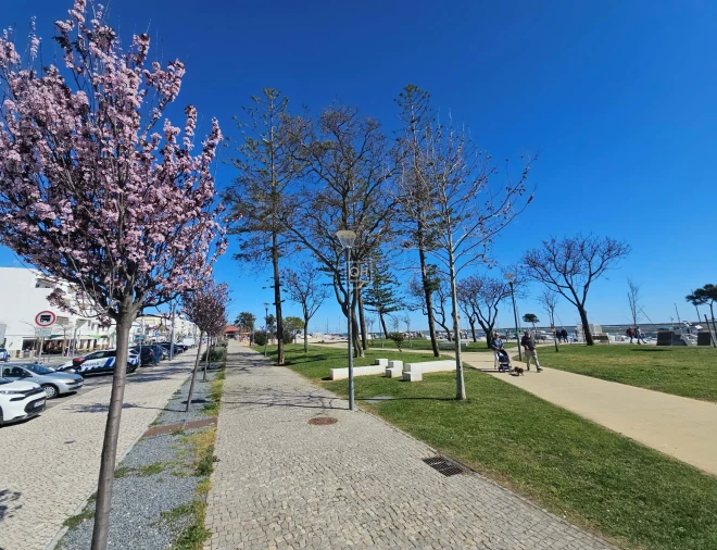 Apartamento T2 para Venda em Olhão Foto 28