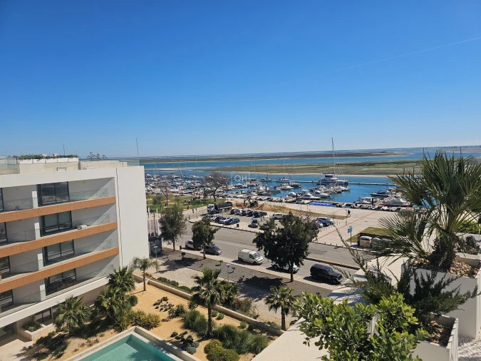 Apartamento T2 para Venda em Olhão Foto 24