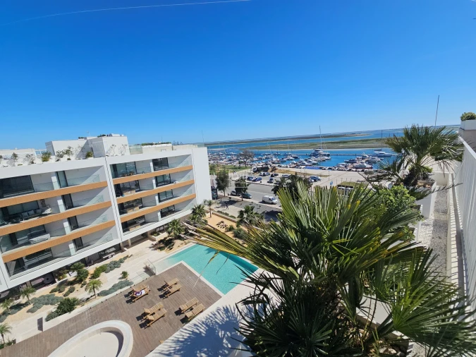 Apartamento T2 para Venda em Olhão Foto 3