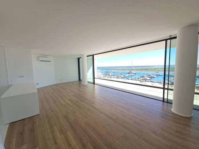 Apartamento T2 para Venda em Olhão Foto 4