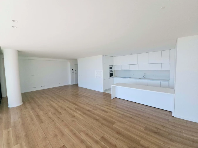 Apartamento T2 para Venda em Olhão Foto 7