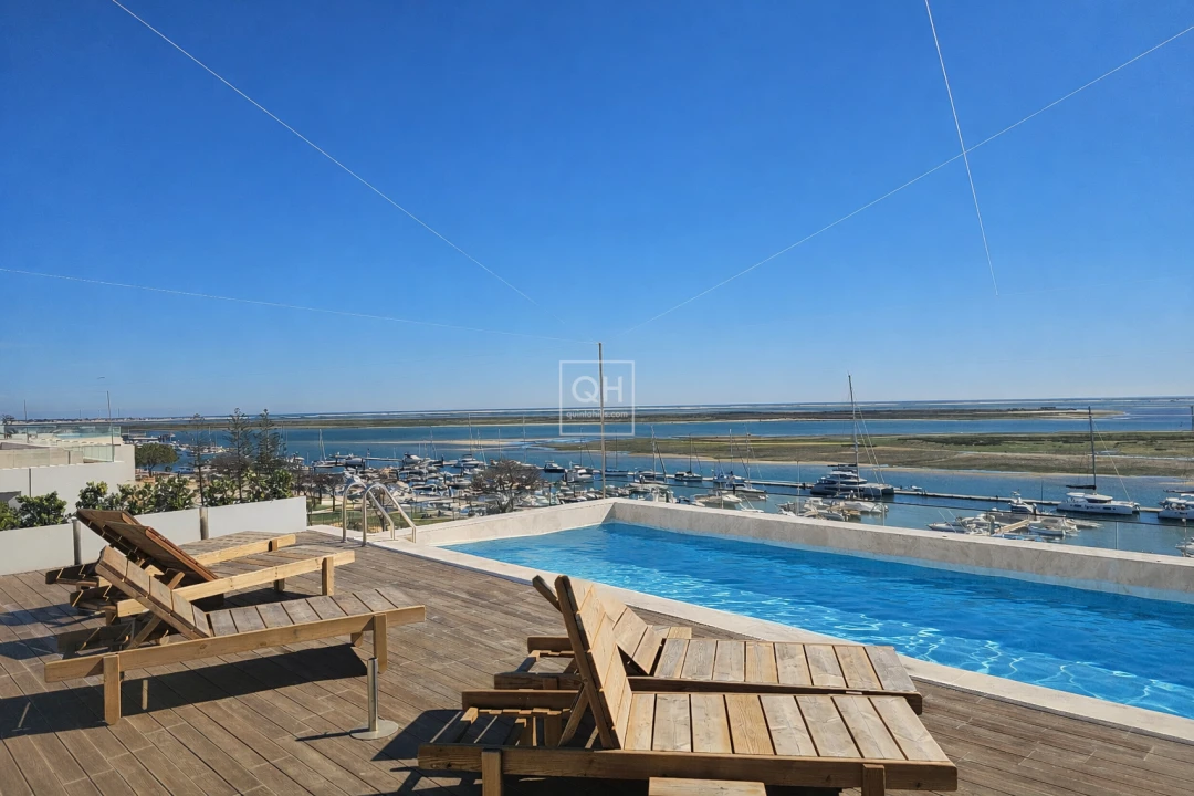 Apartamento T2 para Venda em Olhão Foto 17