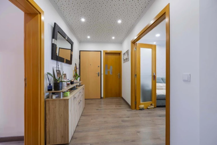 Apartamento T3 para Venda em Estômbar e Parchal