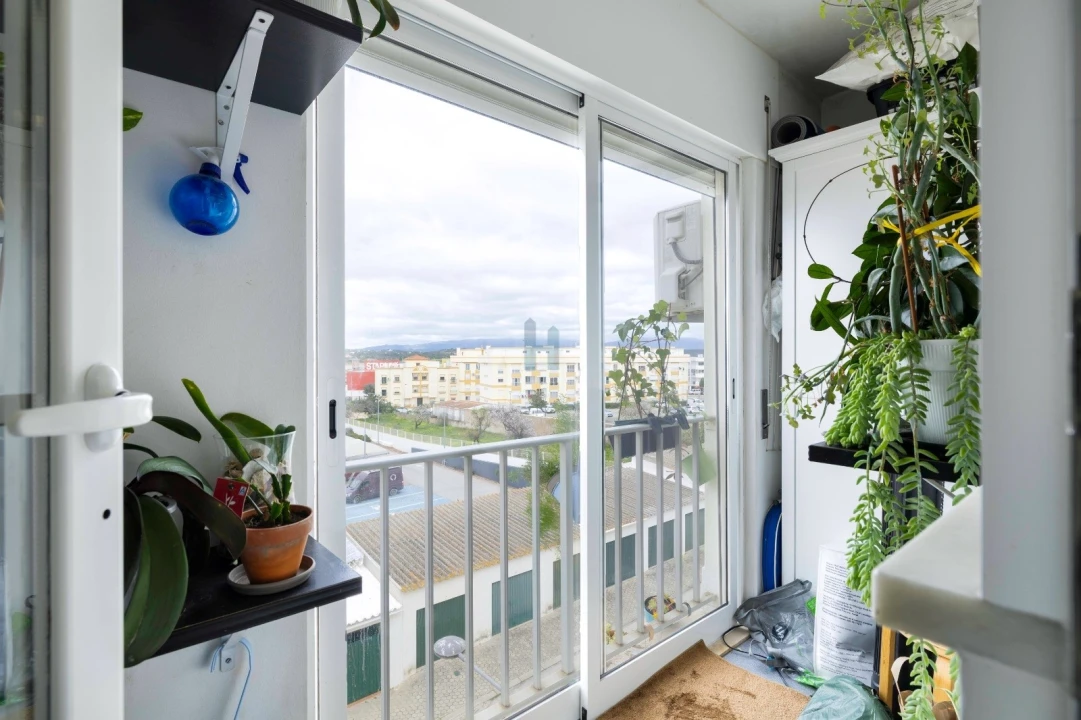 Apartamento T3 para Venda em Estômbar e Parchal Foto 8