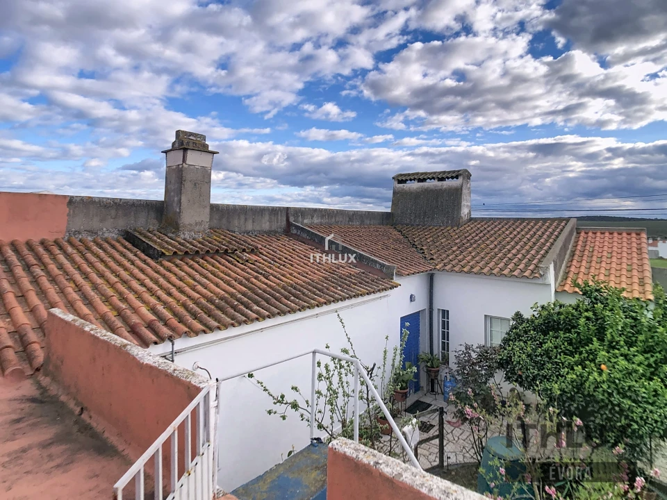 Moradia T3 para Venda em Montoito Foto 3