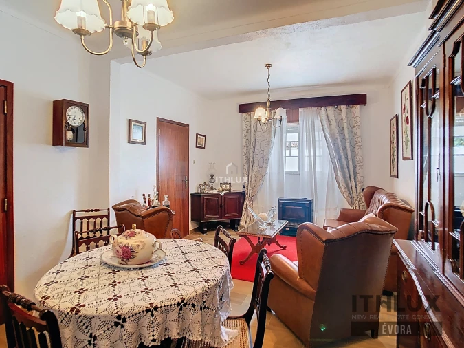 Moradia T3 para Venda em Montoito Foto 6