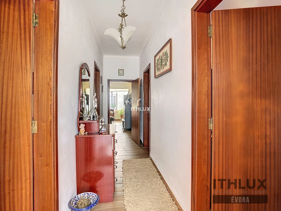 Moradia T3 para Venda em Montoito Foto 5