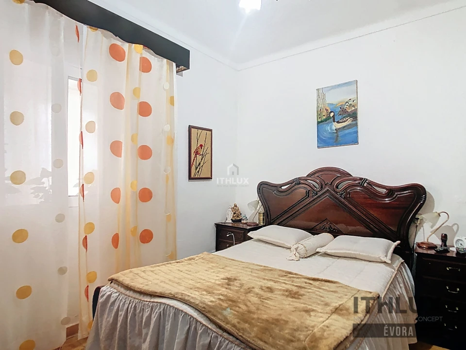 Moradia T3 para Venda em Montoito Foto 8