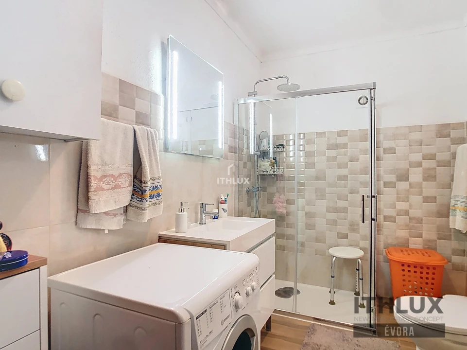 Moradia T3 para Venda em Montoito Foto 10