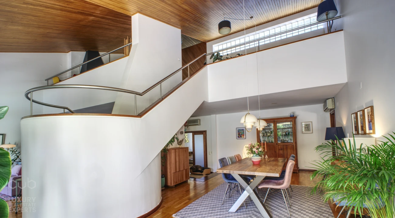 Moradia T5 para Venda em Charneca de Caparica e Sobreda Foto 10