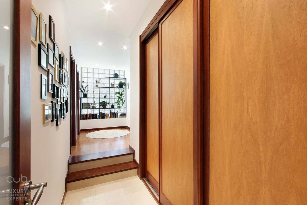 Moradia T5 para Venda em Charneca de Caparica e Sobreda Foto 4