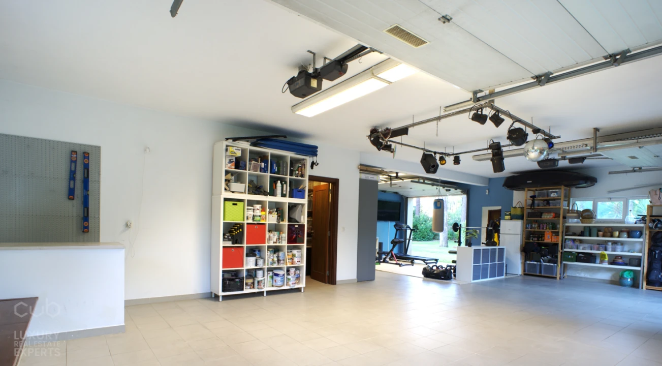 Moradia T5 para Venda em Charneca de Caparica e Sobreda Foto 48