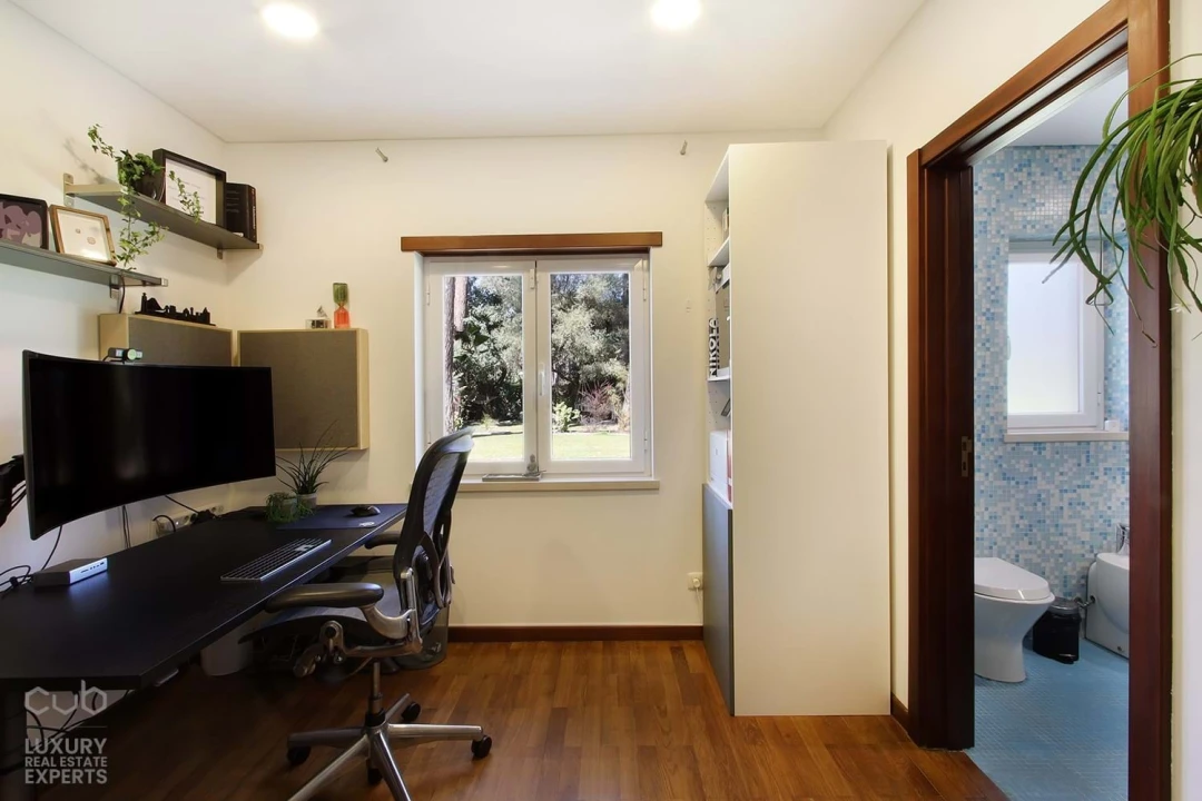 Moradia T5 para Venda em Charneca de Caparica e Sobreda Foto 49