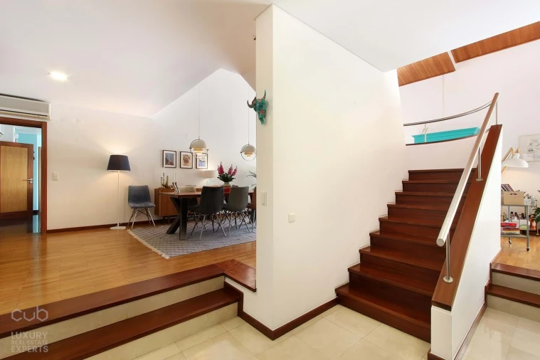 Moradia T5 para Venda em Charneca de Caparica e Sobreda Foto 26