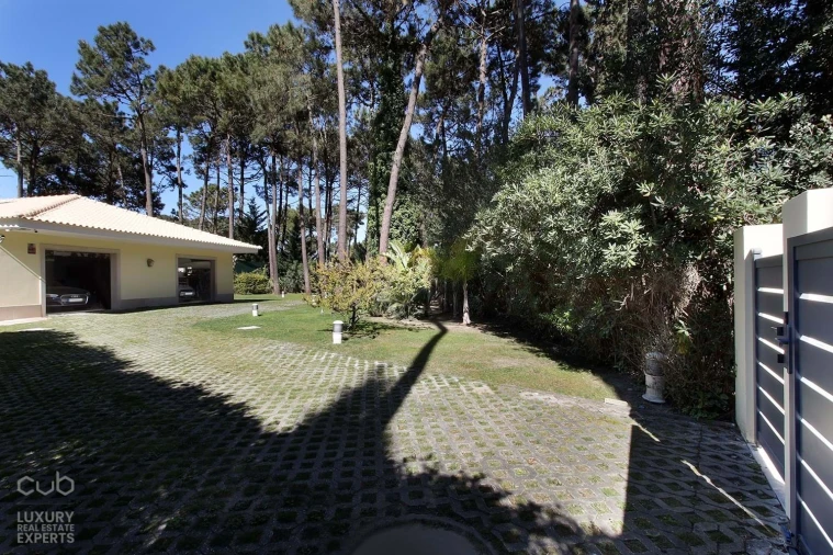 Moradia T5 para Venda em Charneca de Caparica e Sobreda Foto 66