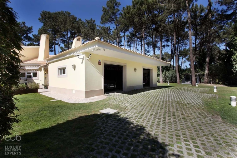 Moradia T5 para Venda em Charneca de Caparica e Sobreda Foto 65