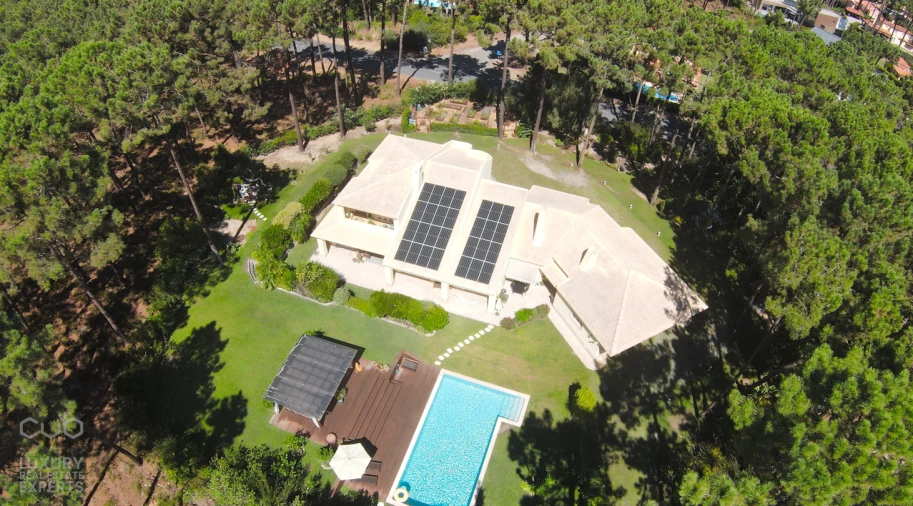 Moradia T5 para Venda em Charneca de Caparica e Sobreda Foto 53