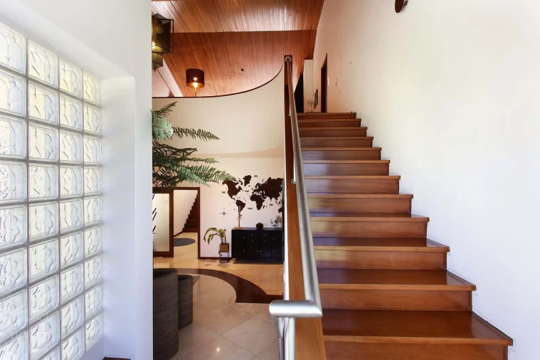 Moradia T5 para Venda em Charneca de Caparica e Sobreda Foto 45