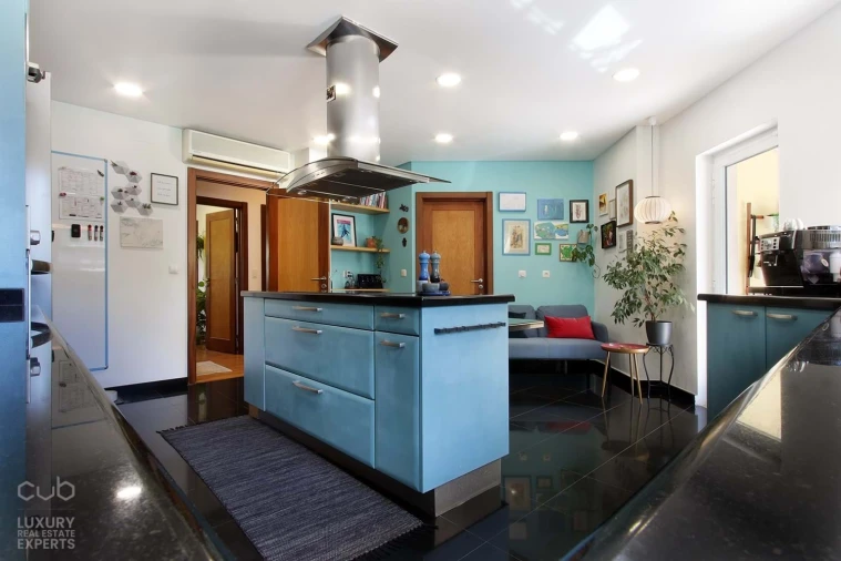 Moradia T5 para Venda em Charneca de Caparica e Sobreda Foto 55