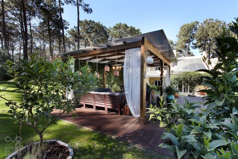 Moradia T5 para Venda em Charneca de Caparica e Sobreda Foto 80