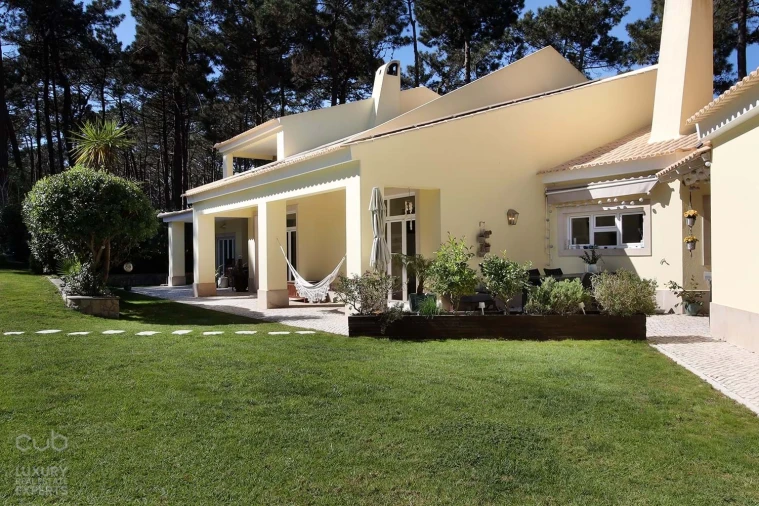 Moradia T5 para Venda em Charneca de Caparica e Sobreda Foto 67