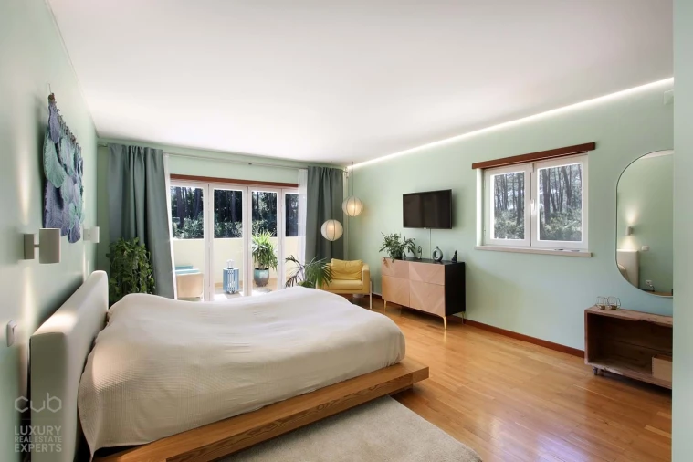 Moradia T5 para Venda em Charneca de Caparica e Sobreda Foto 32