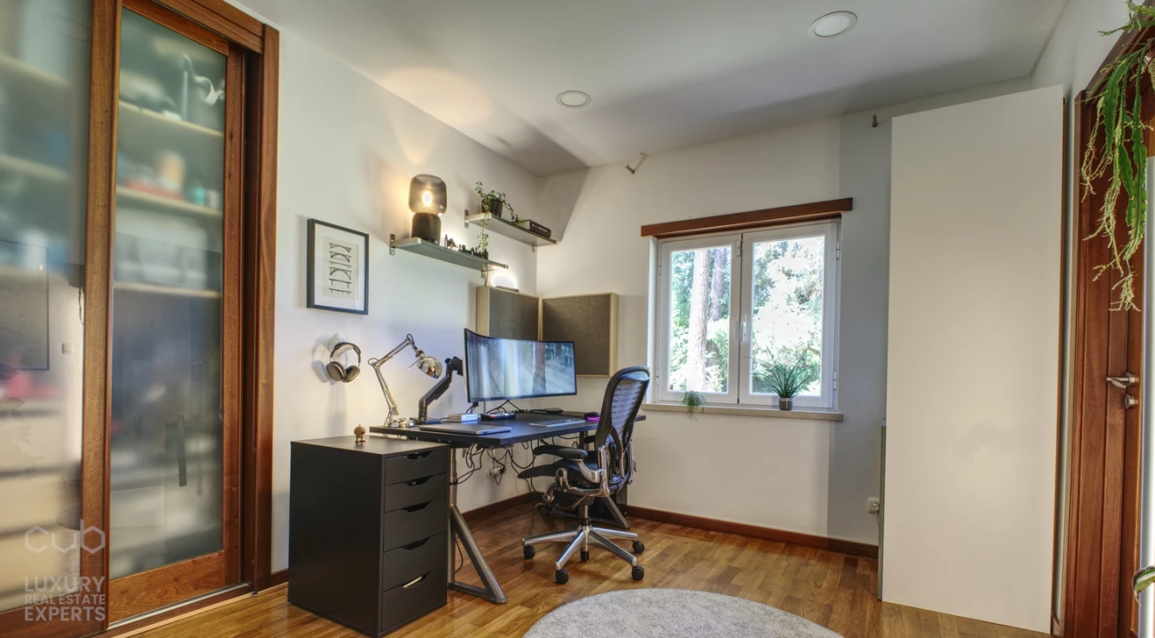 Moradia T5 para Venda em Charneca de Caparica e Sobreda Foto 36