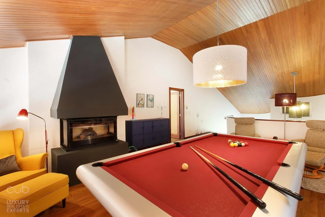 Moradia T5 para Venda em Charneca de Caparica e Sobreda Foto 30