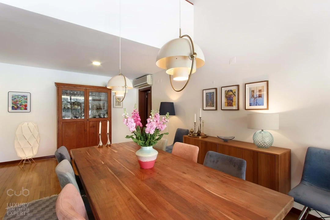 Moradia T5 para Venda em Charneca de Caparica e Sobreda Foto 23