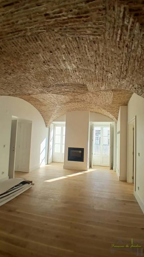 Apartamento T2 para Venda em Santa Maria Maior