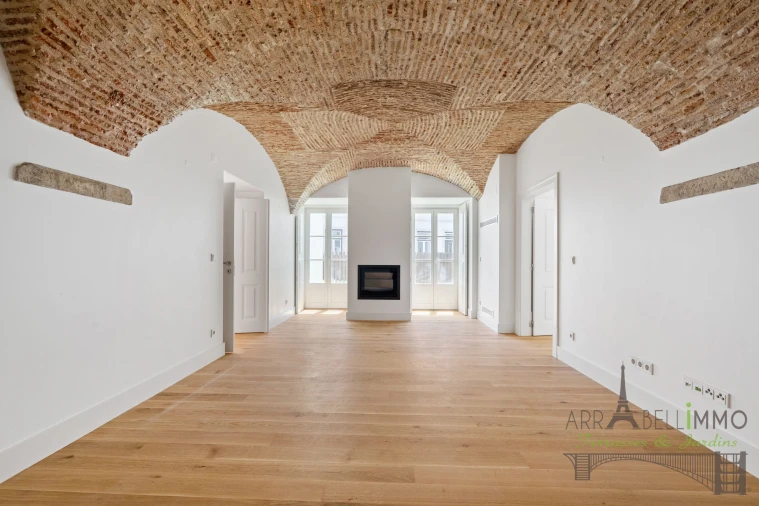 Apartamento T2 para Venda em Santa Maria Maior Foto 4