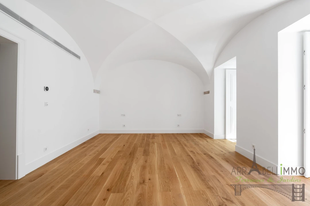Apartamento T2 para Venda em Santa Maria Maior Foto 9