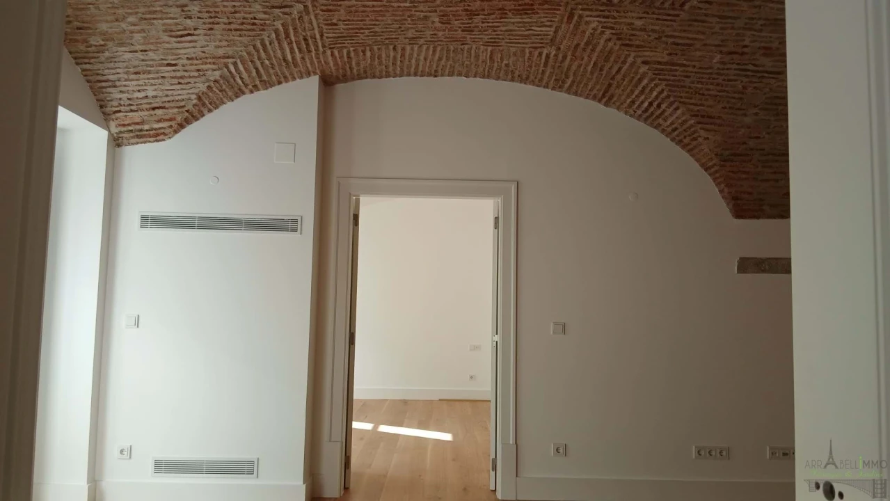 Apartamento T2 para Venda em Santa Maria Maior Foto 11