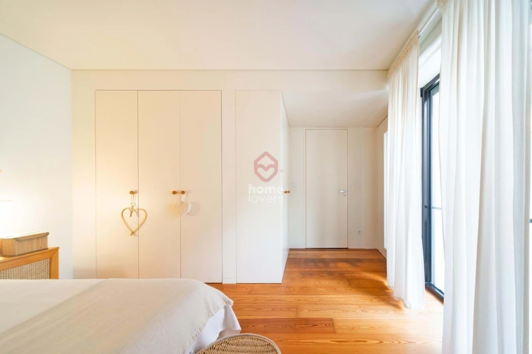 Moradia T4 para Venda em Alcantara Foto 12