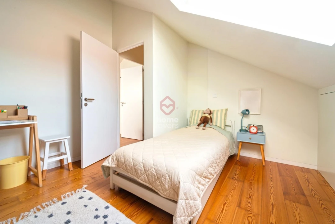 Moradia T4 para Venda em Alcantara Foto 17