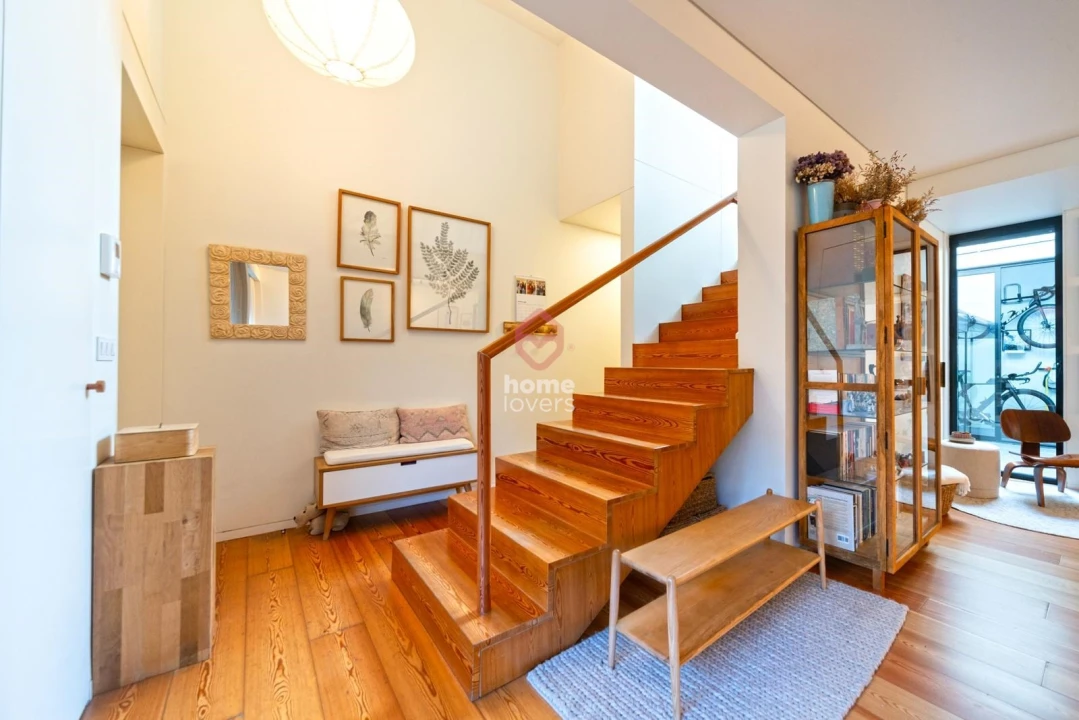 Moradia T4 para Venda em Alcantara Foto 6