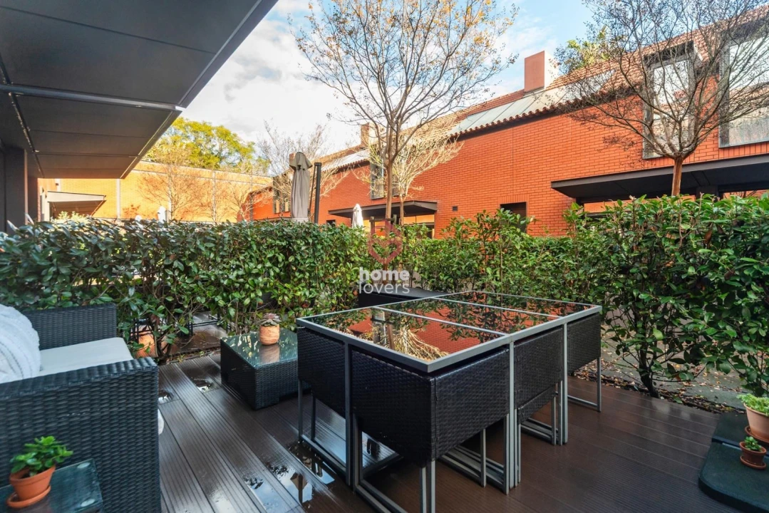 Moradia T4 para Venda em Alcantara Foto 24